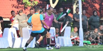 Minisoccer Perkuat Sinergi Pejabat Utama Kodiklatad dan Kodam III/Siliwangi