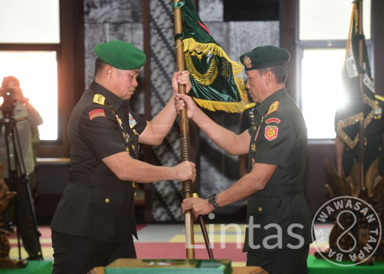 Pimpin Sertijab dan Alih Kodal Tiga Yonif, Kasad Tekankan Penguatan Organisasi TNI AD