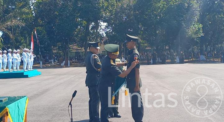 Danrindam V/Brw Resmi Tutup Dikmaba Infanteri TNI AD Gel.II Tahun 2026 di Secaba Jember