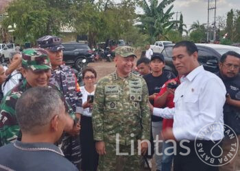 Gerak Cepat Tangani Bencana NTT, Pangkogabwilhan II dan Mentan Cek Posko serta Distribusi Bantuan