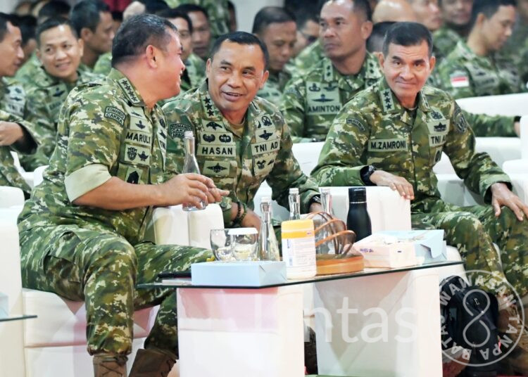 Dankodiklatad Hadiri Apel Dansat, Kasad Tekankan Kesiapan Operasional dan Profesionalisme Prajurit