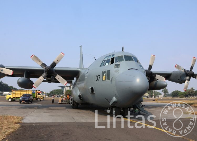 Lanud Halim Perdanakusuma Distribusikan Pompa Air untuk Penanganan Karhutla di Kalimantan