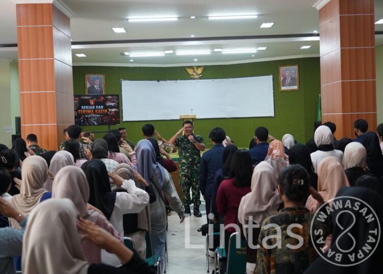 Tim Penyuluh Karhutla Mabesad Berikan Penyuluhan Karhutla kepada Mahasiswa Baru UMPR