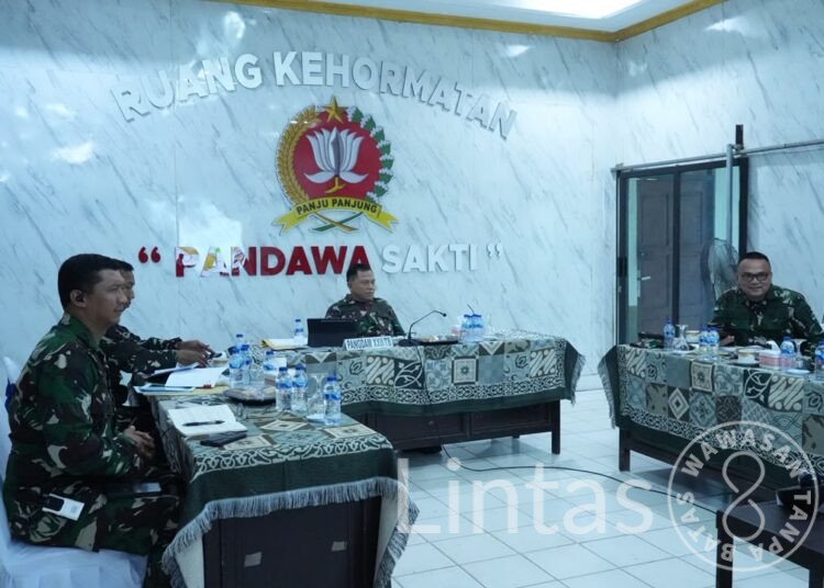 Pangdam XXII/Tambun Bungai Ikuti Vidcon Pembentukan Unit/Kompi Produksi Dipimpin Panglima TNI