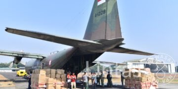 Dukung Penanganan Karhutla, Lanud Halim Perdanakusuma Kembali Kirim APD dan Tabung Oksigen ke Kalimantan