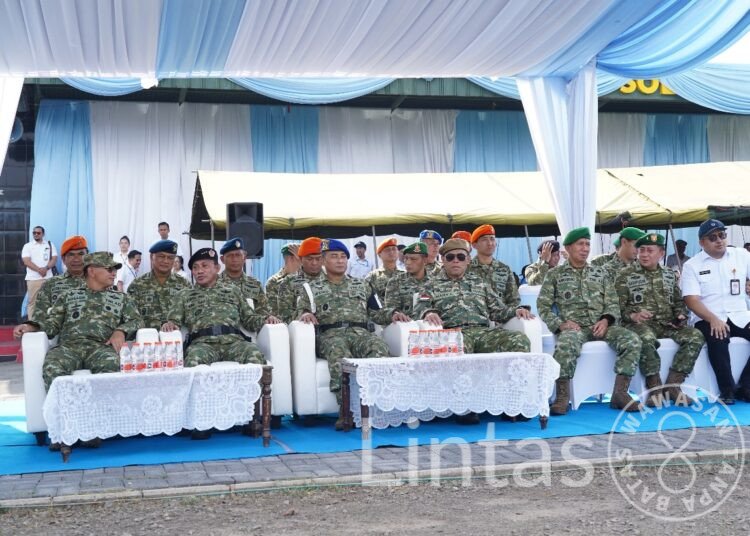Pangdam III/Siliwangi Hadiri Pembukaan Pelatihan Dasar Kemiliteran Komcad Mitra Udara Tahun 2026