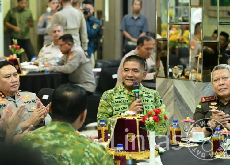 Pangdam XIV/Hsn Bersama Forkompinda Sulsel Perkuat Sinergi, Satukan Langkah Jaga Kamtibmas